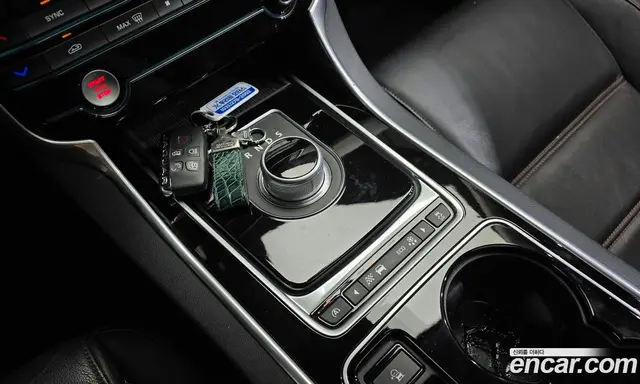 Jaguar XE 2015 2.0 автомат (гидро), миниатюра 9 Jaguar XE 2015 2.0 автомат (гидро), миниатюра 9