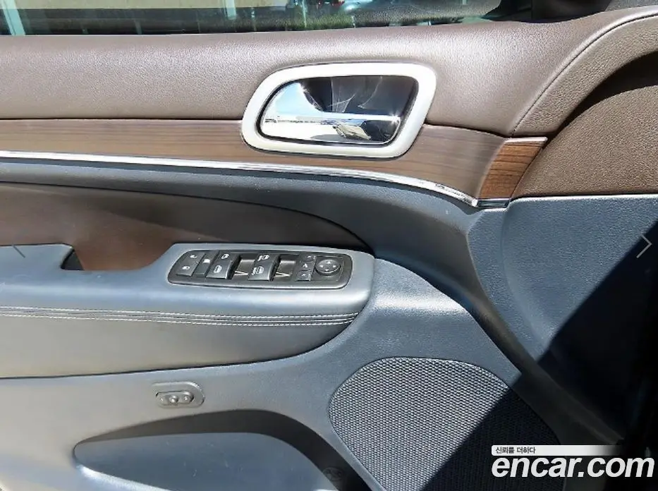 Jeep Cherokee 2015 3.0 автомат (гидро), фото 11 Jeep Cherokee 2015 3.0 автомат (гидро), фото 11
