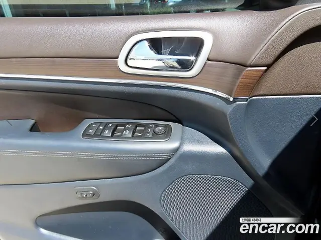 Jeep Cherokee 2015 3.0 автомат (гидро), миниатюра 11 Jeep Cherokee 2015 3.0 автомат (гидро), миниатюра 11