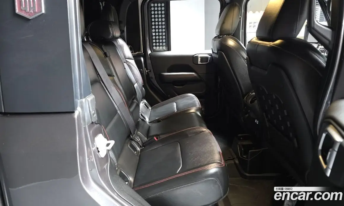 Jeep Gladiator 2022 3.6 автомат (гидро), фото 18 Jeep Gladiator 2022 3.6 автомат (гидро), фото 18