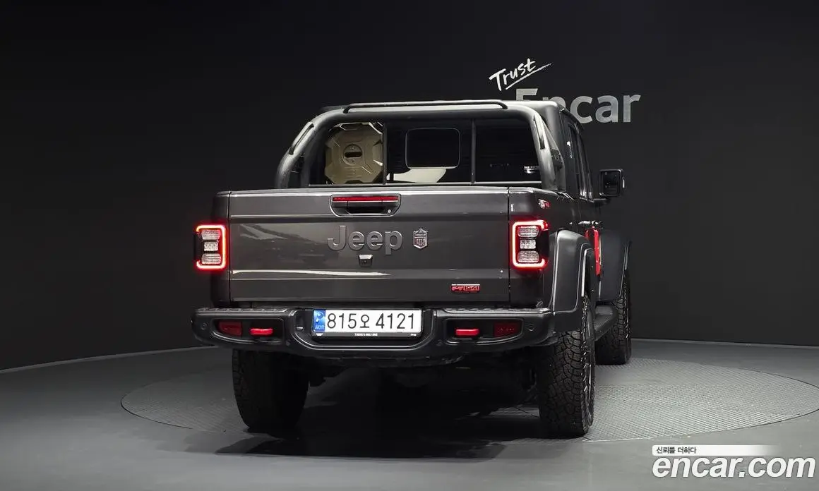 Jeep Gladiator 2022 3.6 автомат (гидро), фото 4 Jeep Gladiator 2022 3.6 автомат (гидро), фото 4