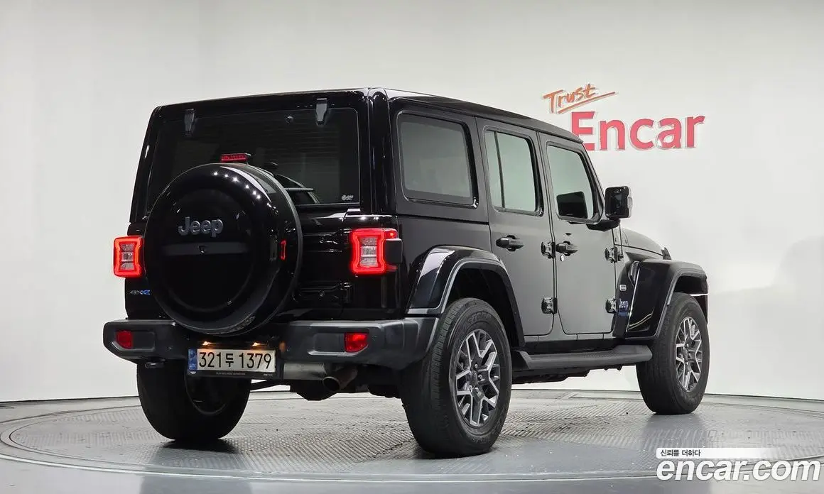 Jeep Wrangler 2021 2.0 автомат (гидро), фото 2 Jeep Wrangler 2021 2.0 автомат (гидро), фото 2