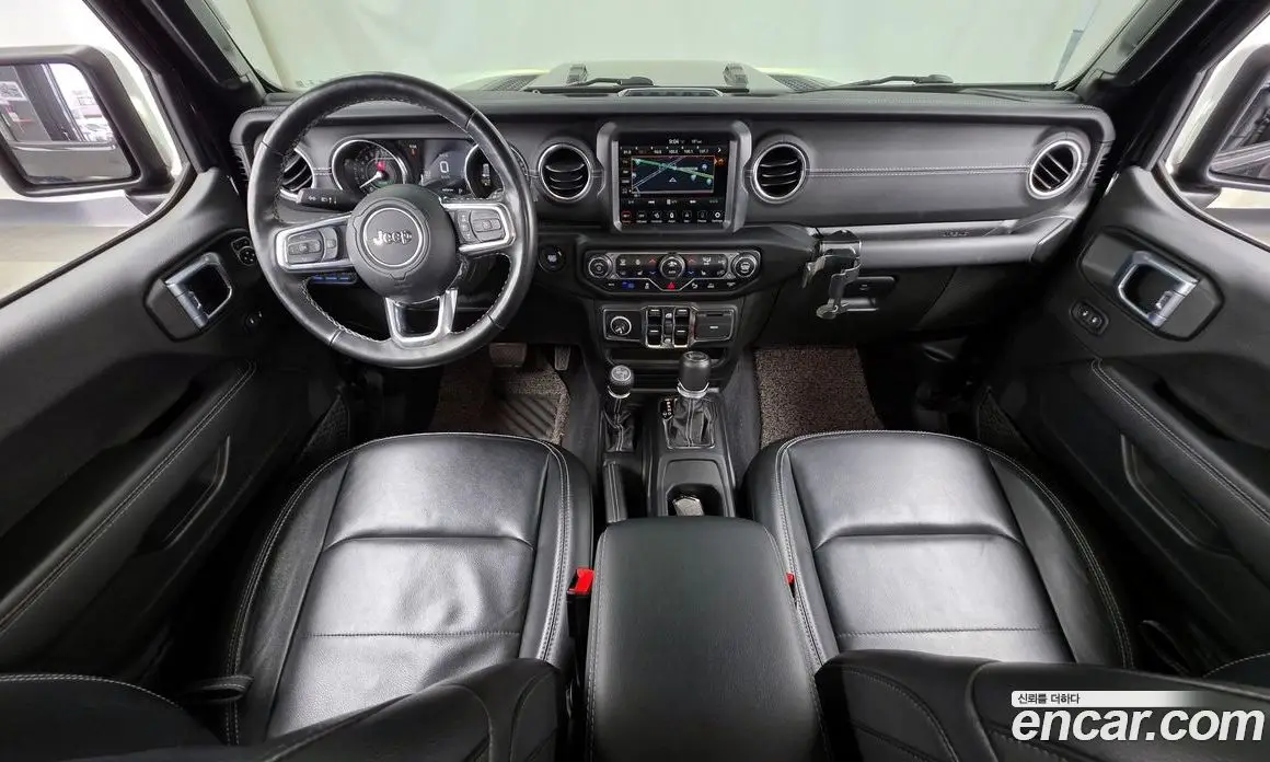 Jeep Wrangler 2021 2.0 автомат (гидро), фото 7 Jeep Wrangler 2021 2.0 автомат (гидро), фото 7