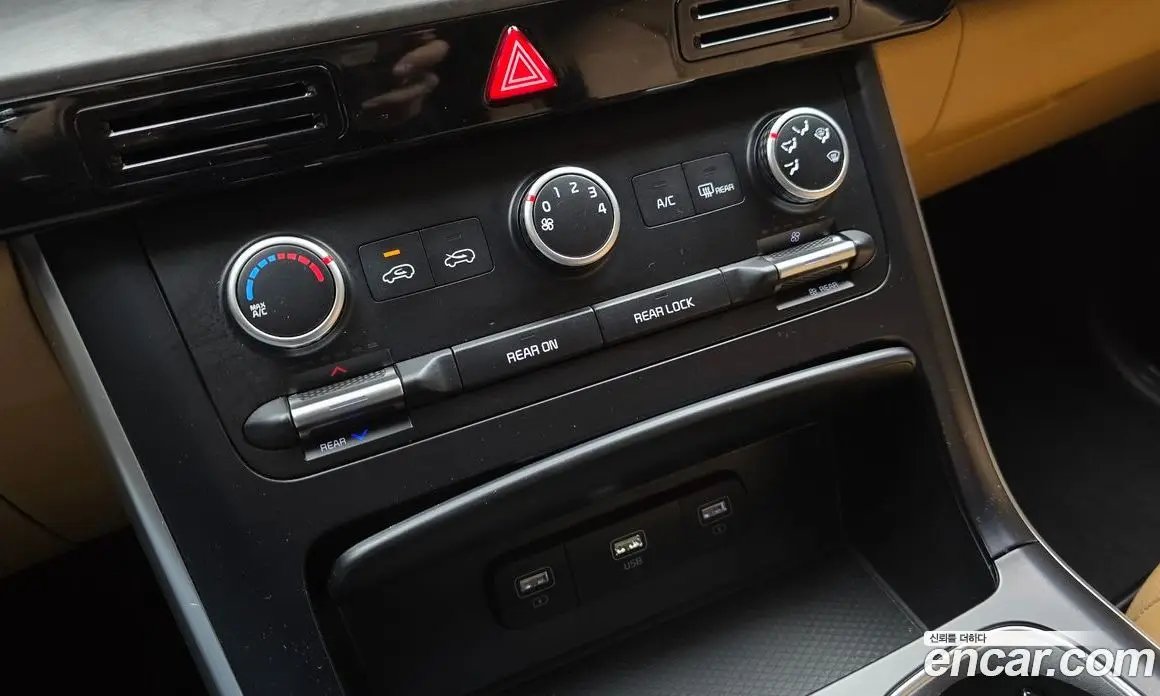Kia Carnival 2021 2.2 автомат (гидро), фото 18 Kia Carnival 2021 2.2 автомат (гидро), фото 18