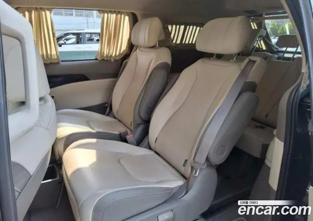 Kia Carnival 2022 3.5 автомат (гидро), миниатюра 11