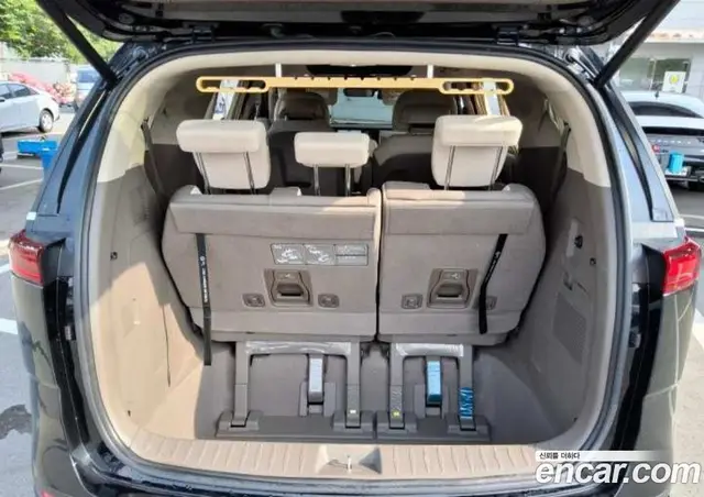Kia Carnival 2022 3.5 автомат (гидро), миниатюра 9