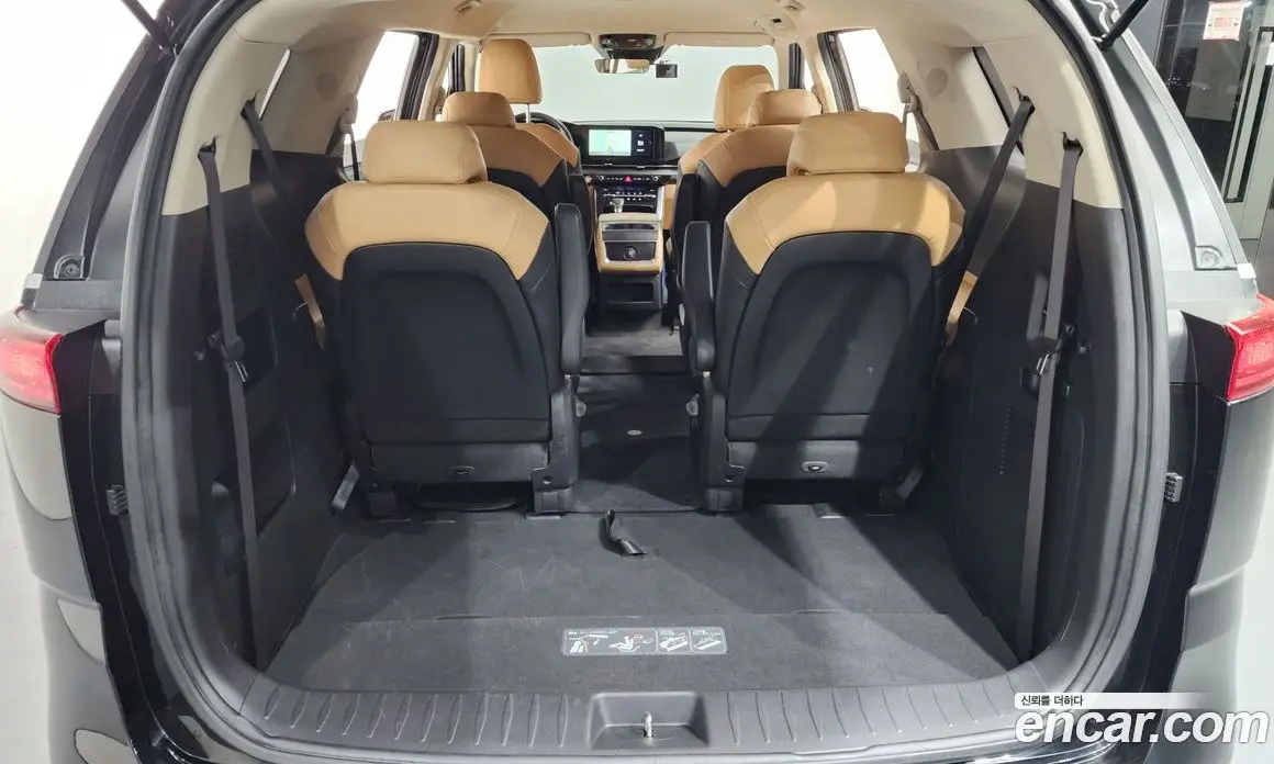Kia Carnival 2023 2.2 автомат (гидро), фото 20 Kia Carnival 2023 2.2 автомат (гидро), фото 20