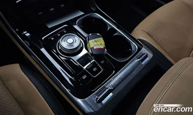 Kia Carnival 2023 3.5 автомат (гидро), миниатюра 11
