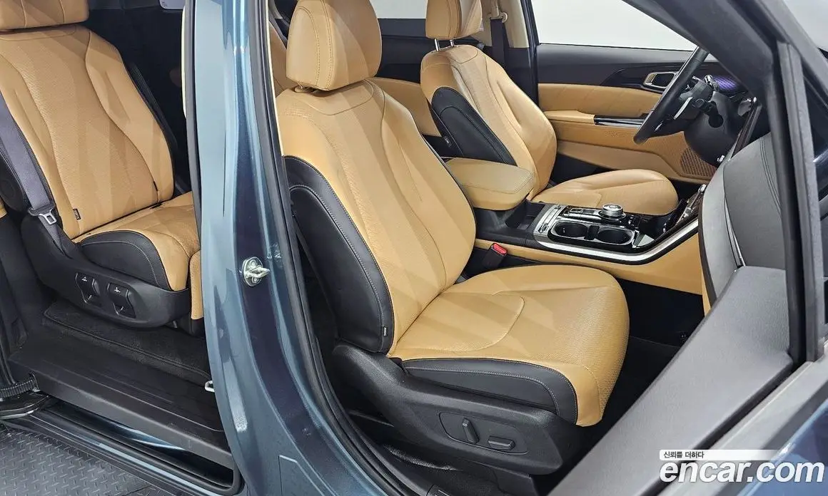 Kia Carnival 2023 3.5 автомат (гидро), фото 17
