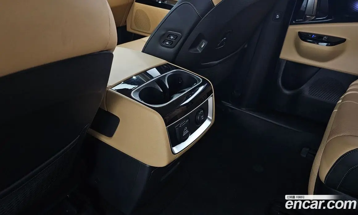 Kia Carnival 2023 3.5 автомат (гидро), фото 27