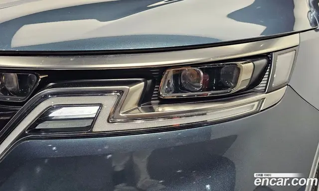 Kia Carnival 2023 3.5 автомат (гидро), миниатюра 7