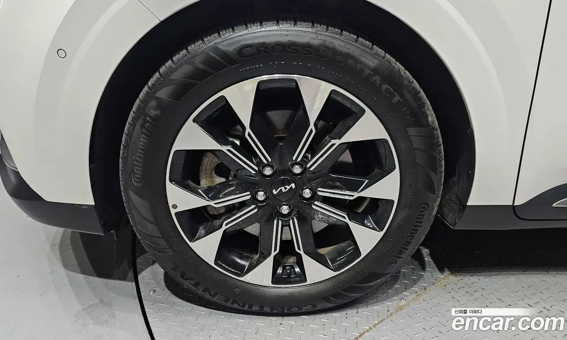 Kia Carnival 2023 2.2 автомат (гидро), фото 5