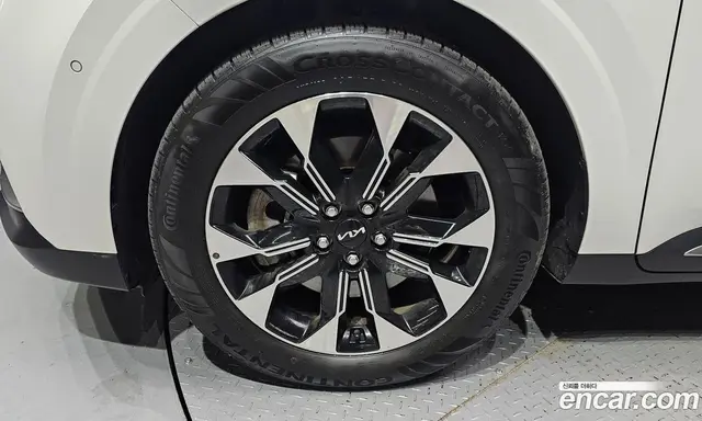 Kia Carnival 2023 2.2 автомат (гидро), миниатюра 5