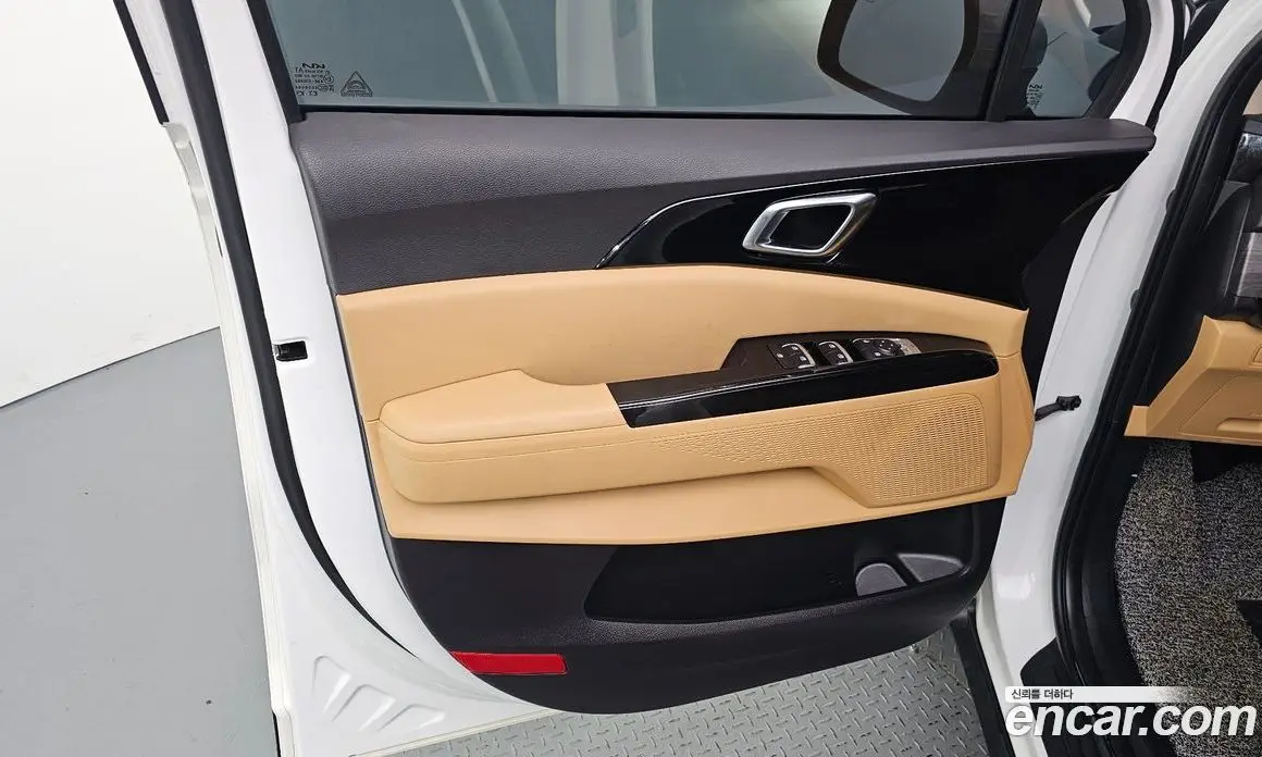 Kia Carnival 2023 3.5 автомат (гидро), фото 14