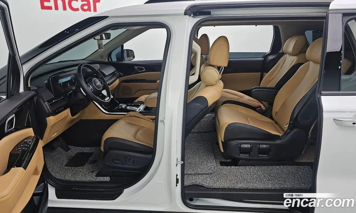 Kia Carnival 2023 3.5 автомат (гидро), фото 19