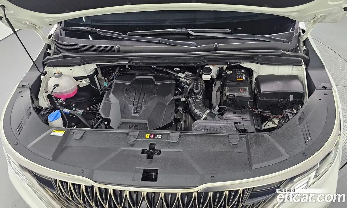 Kia Carnival 2023 3.5 автомат (гидро), фото 6