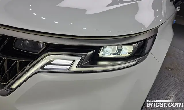 Kia Carnival 2023 3.5 автомат (гидро), миниатюра 8