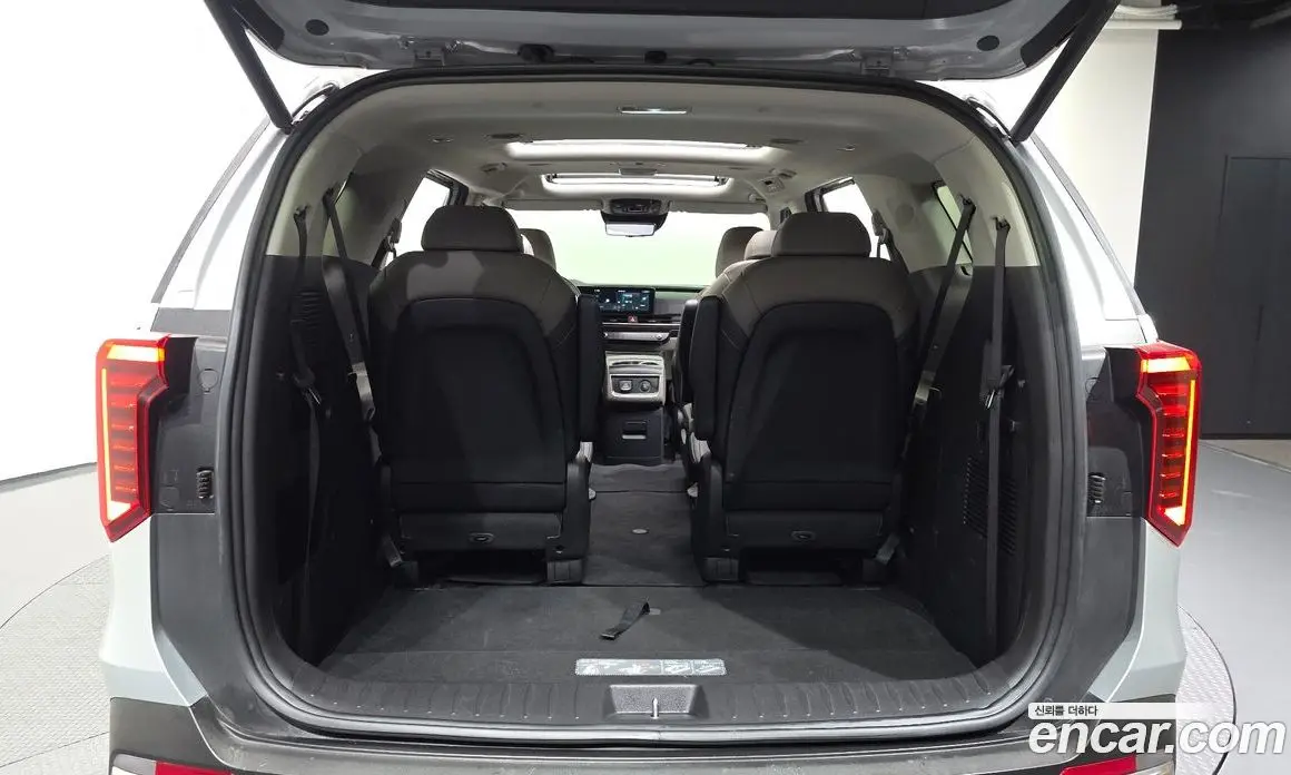 Kia Carnival 2024 1.6 автомат (гидро), фото 26