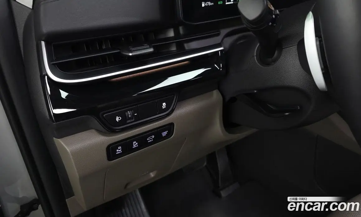 Kia Carnival 2024 1.6 автомат (гидро), фото 27