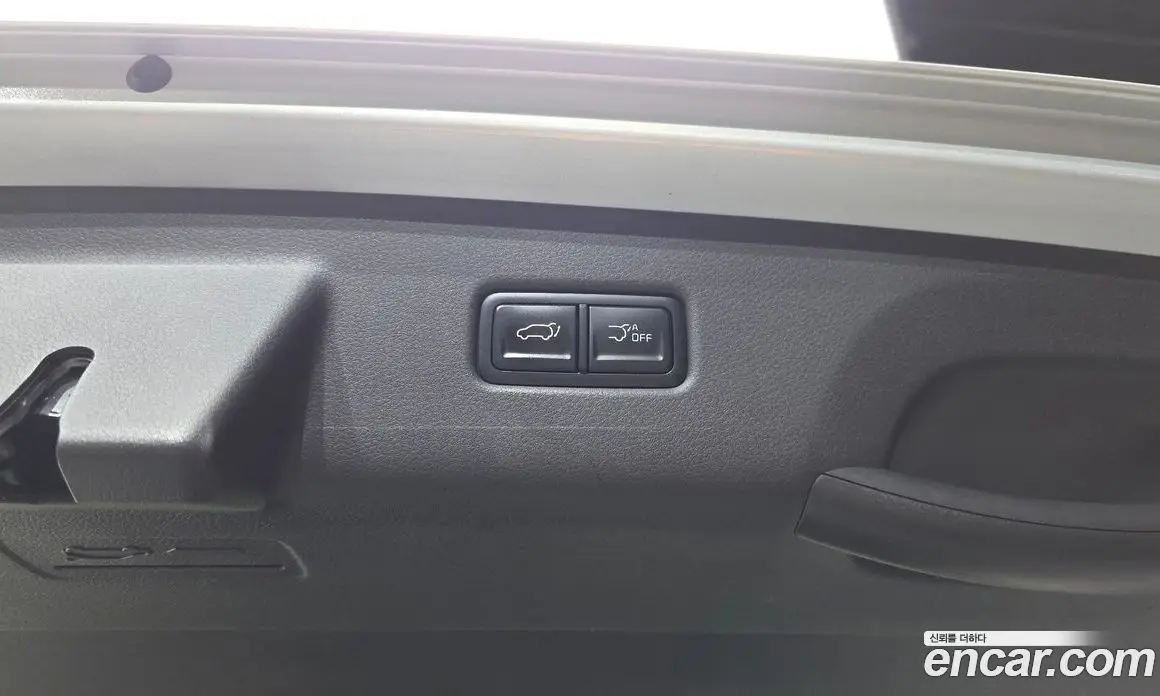 Kia Carnival 2024 1.6 автомат (гидро), фото 33
