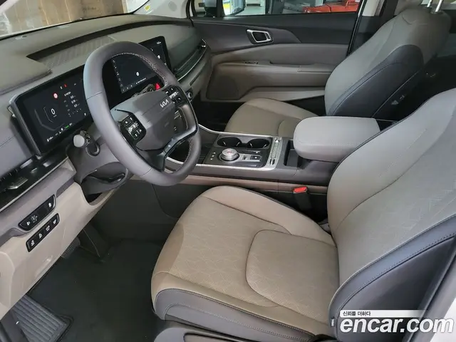 Kia Carnival 2025 1.6 автомат (гидро), миниатюра 12