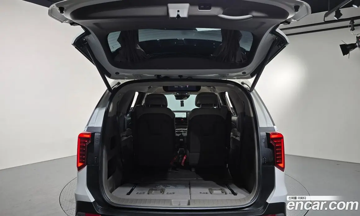 Kia Carnival 2025 1.6 автомат (гидро), фото 20 Kia Carnival 2025 1.6 автомат (гидро), фото 20