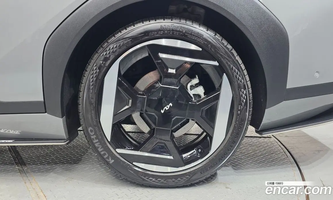 Kia EV4 2025 0.2 автомат (гидро), фото 6