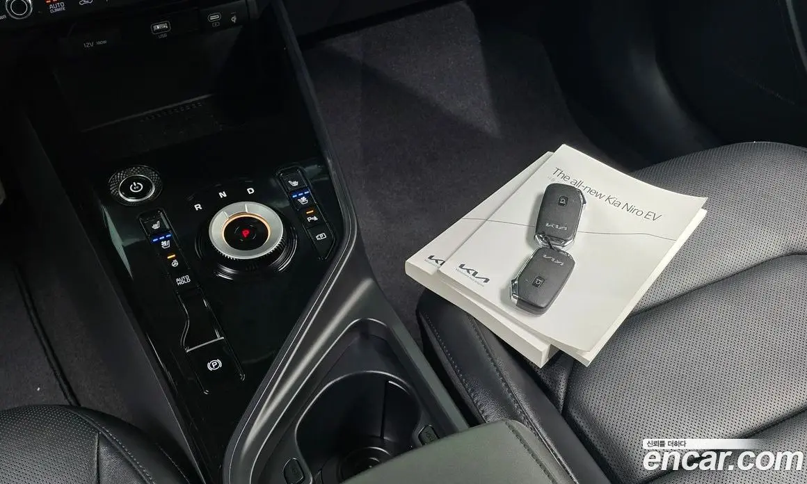 Kia Niro 2022 0.2 автомат (гидро), фото 11