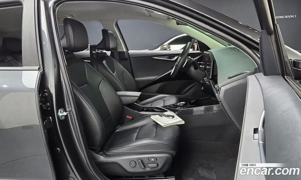 Kia Niro 2022 0.2 автомат (гидро), фото 15