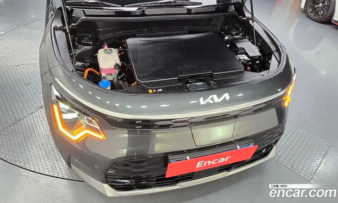 Kia Niro 2022 0.2 автомат (гидро), фото 5