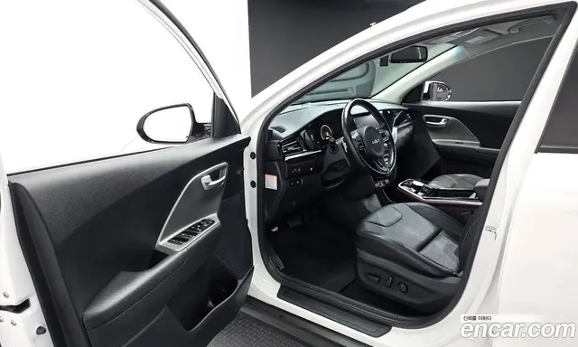 Kia Niro 2022 0.2 автомат (гидро), миниатюра 10
