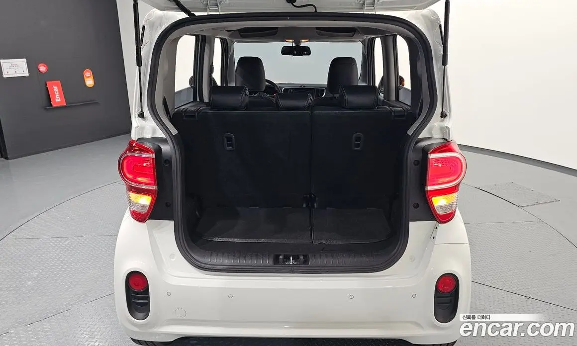 Kia Ray 2022 1.0 автомат (гидро), фото 26