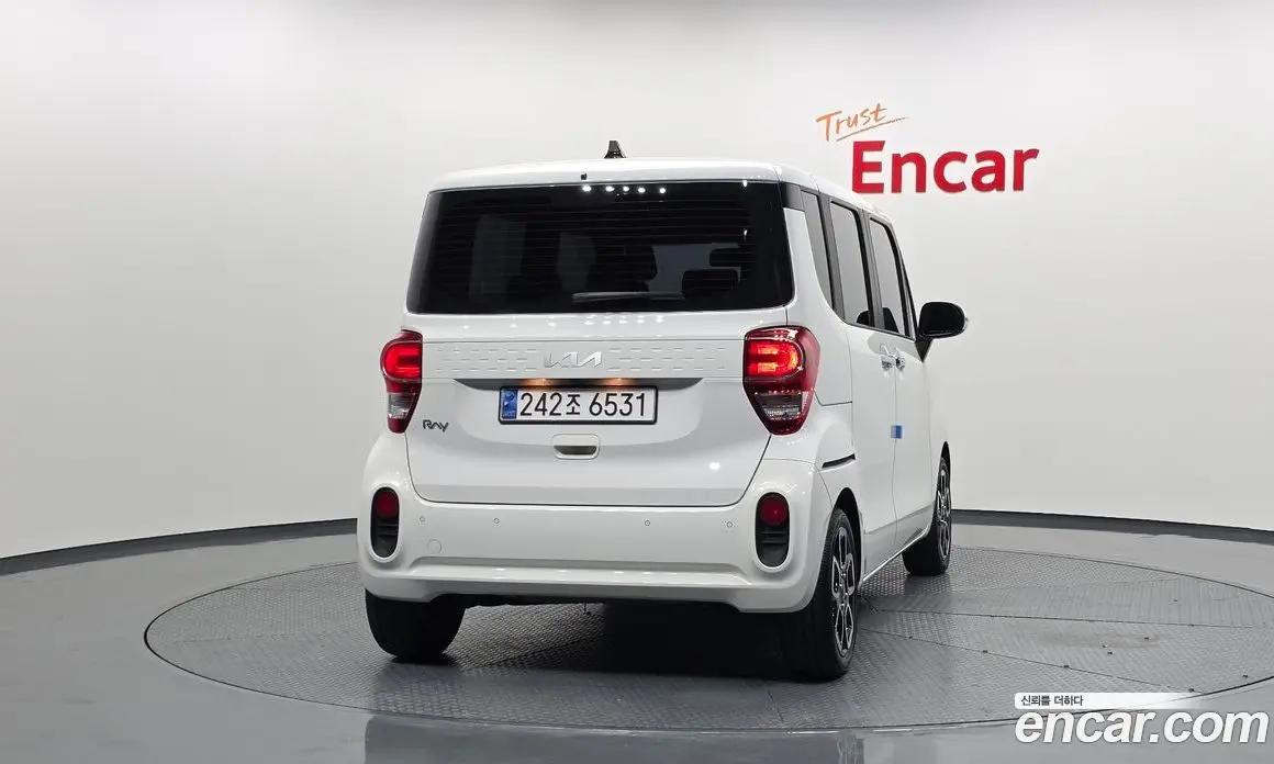 Kia Ray 2022 1.0 автомат (гидро), фото 4