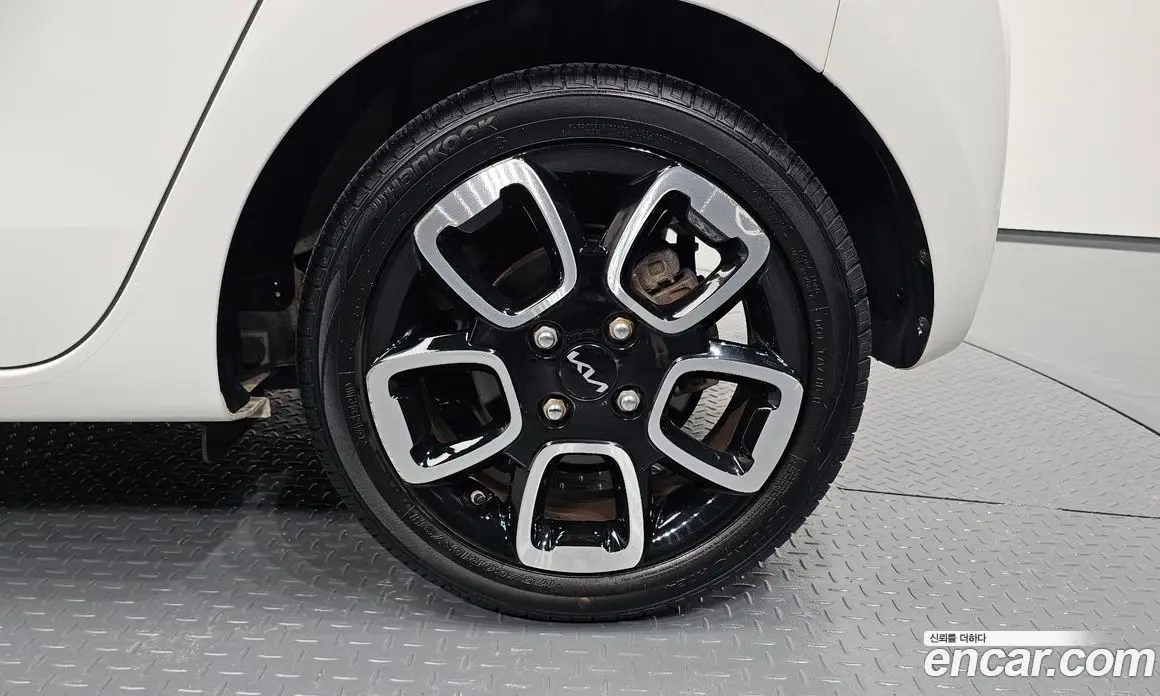 Kia Ray 2022 1.0 автомат (гидро), фото 7