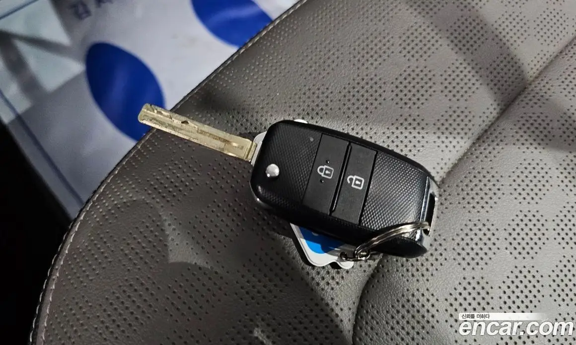 Kia Ray 2022 1.0 автомат (гидро), фото 22