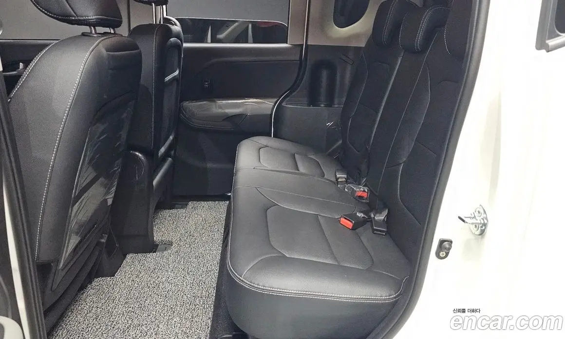 Kia Ray 2023 1.0 автомат (гидро), фото 16