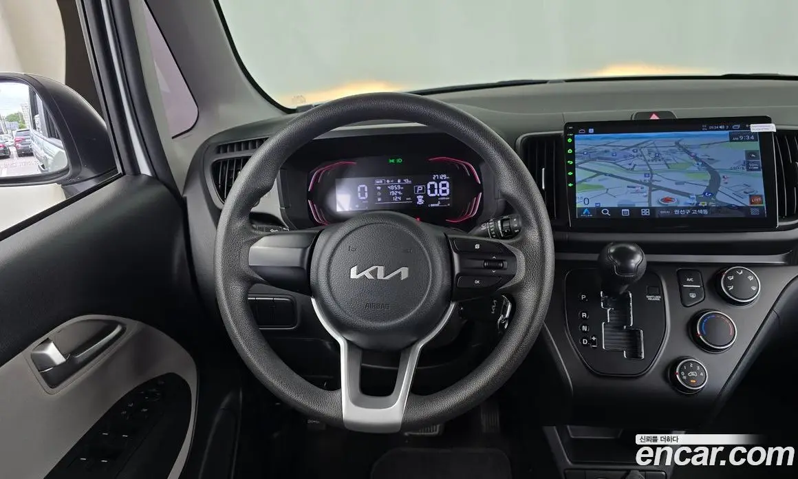 Kia Ray 2023 1.0 автомат (гидро), фото 19