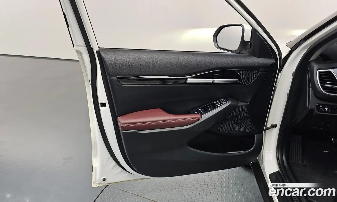 Kia Seltos 2020 1.6 автомат (гидро), фото 14