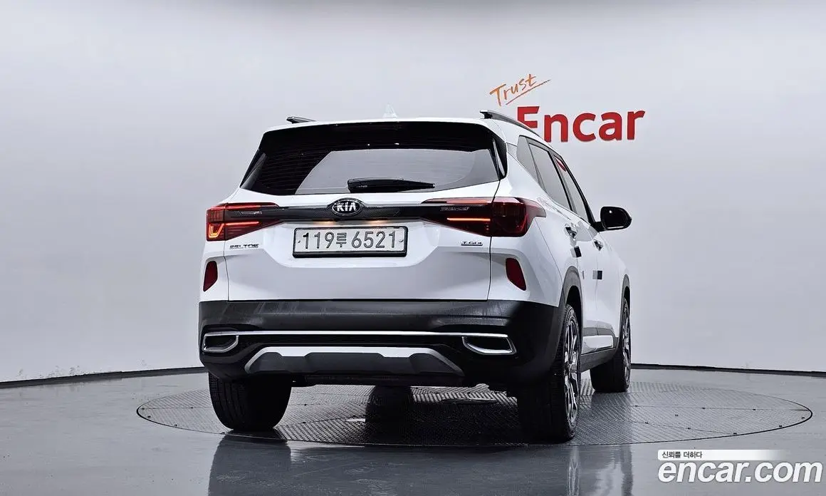 Kia Seltos 2020 1.6 автомат (гидро), фото 4