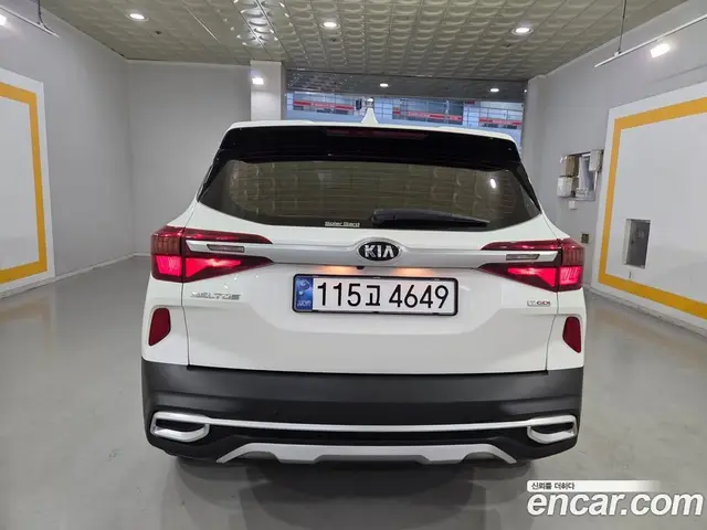 Kia Seltos 2021 1.6 автомат (гидро), миниатюра 6