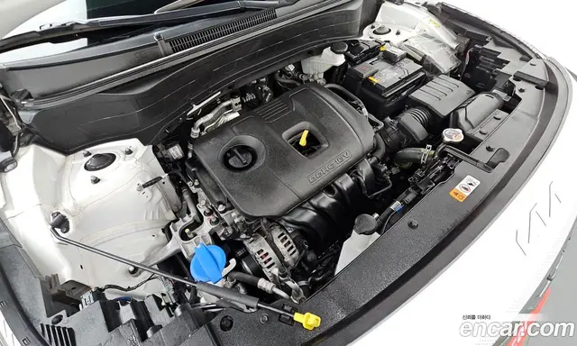 Kia Seltos 2023 2.0 автомат (гидро), миниатюра 6