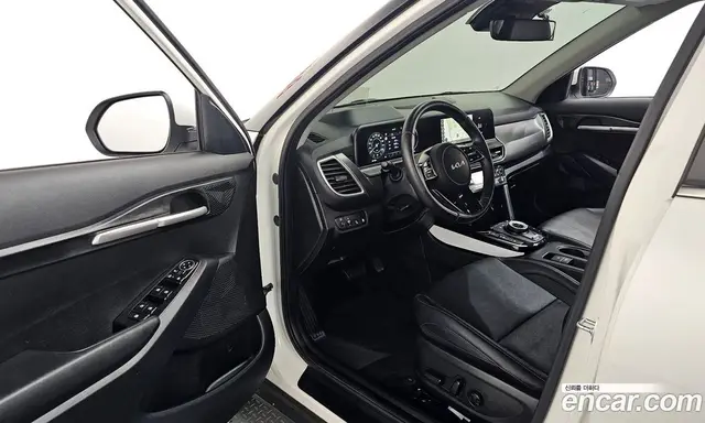 Kia Seltos 2023 2.0 автомат (гидро), миниатюра 10