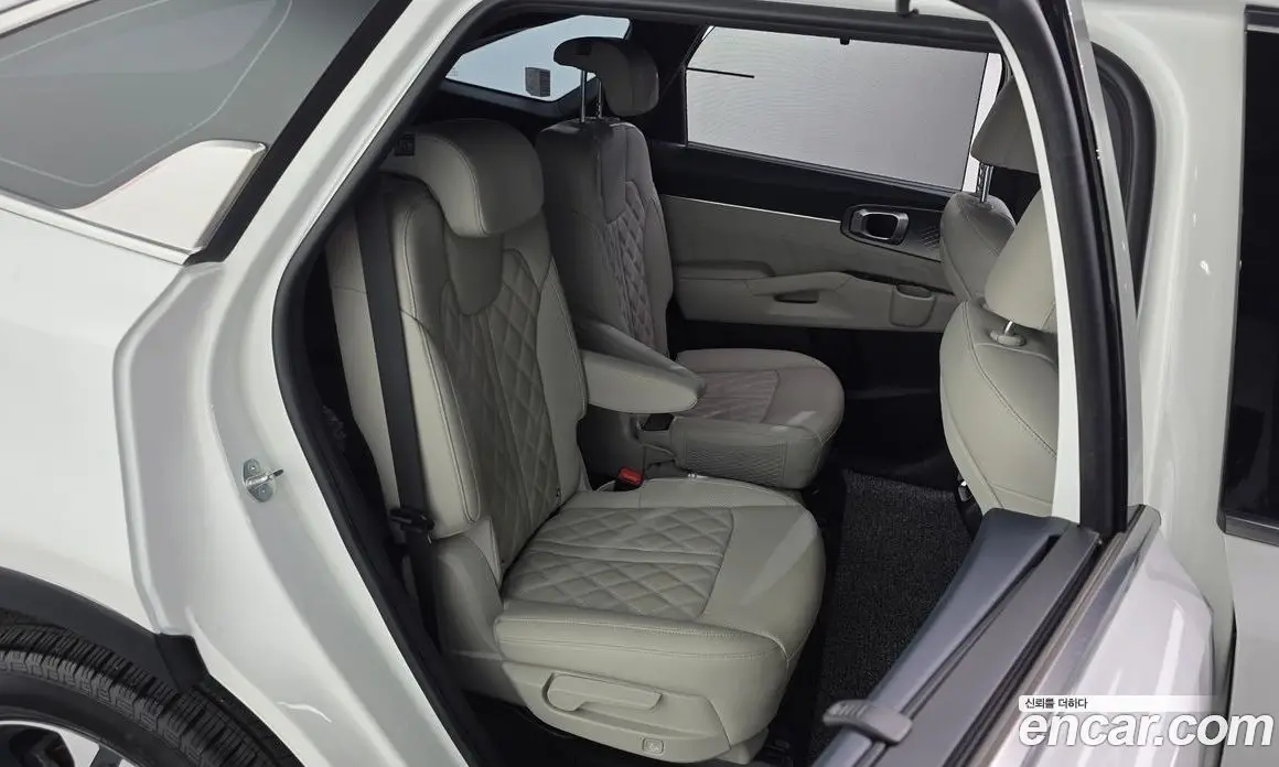 Kia Sorento 2023 1.6 автомат (гидро), фото 16