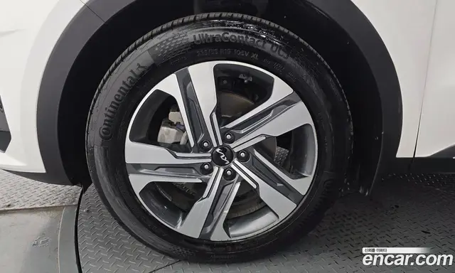 Kia Sorento 2023 1.6 автомат (гидро), миниатюра 5