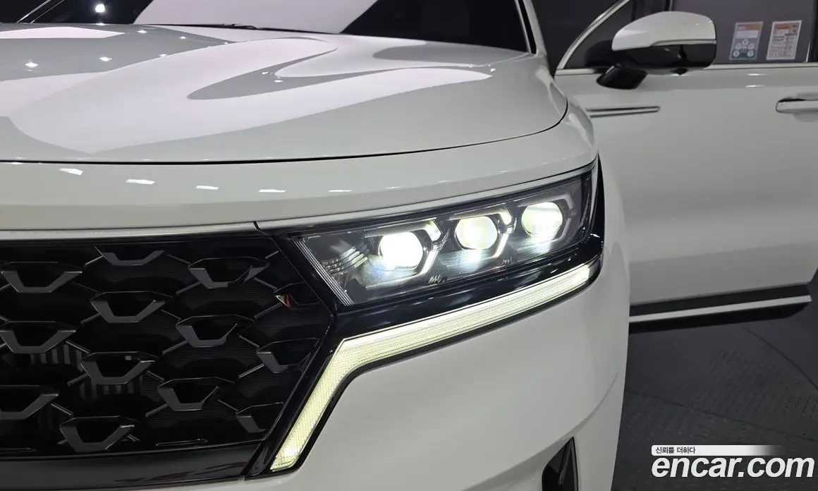Kia Sorento 2023 1.6 автомат (гидро), фото 8