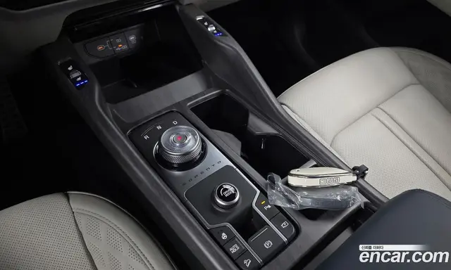 Kia Sorento 2024 1.6 автомат (гидро), миниатюра 12