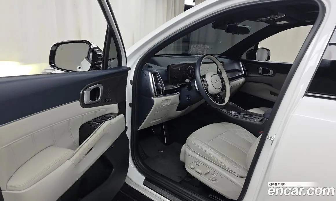 Kia Sorento 2024 1.6 автомат (гидро), фото 13 Kia Sorento 2024 1.6 автомат (гидро), фото 13