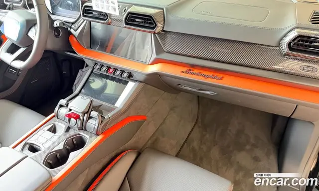 Lamborghini Urus 2026 4.0 автомат (гидро), миниатюра 8 Lamborghini Urus 2026 4.0 автомат (гидро), миниатюра 8
