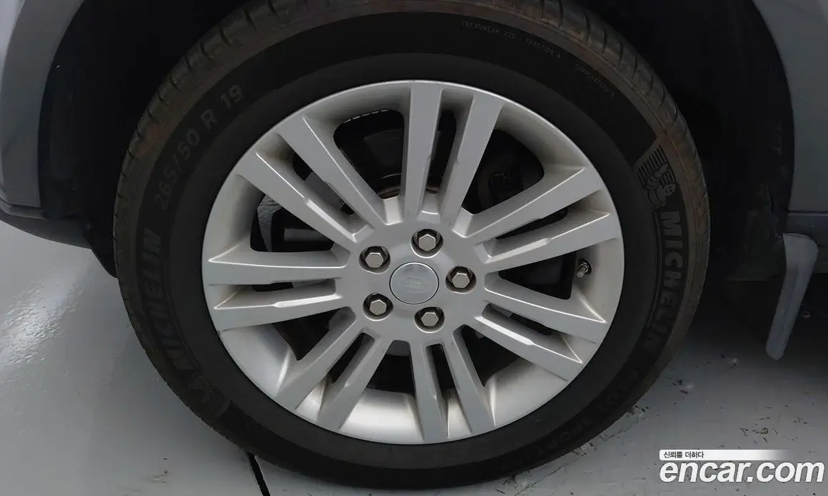 Land Rover Discovery 2015 3.0 автомат (гидро), фото 15