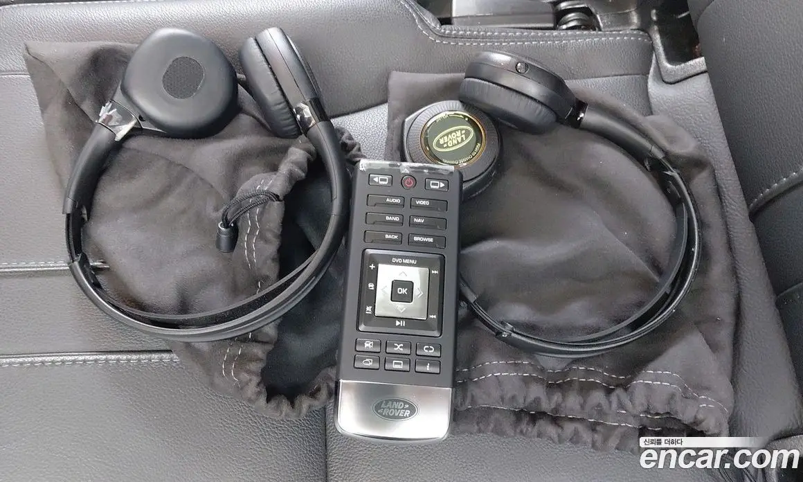 Land Rover Discovery 2015 3.0 автомат (гидро), фото 17